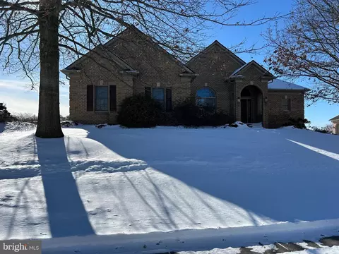 214 Ridgefield Dr, York, PA 17403