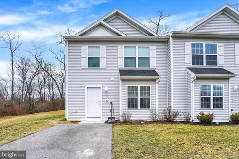 3567 Kortni Dr, Dover, PA 17315