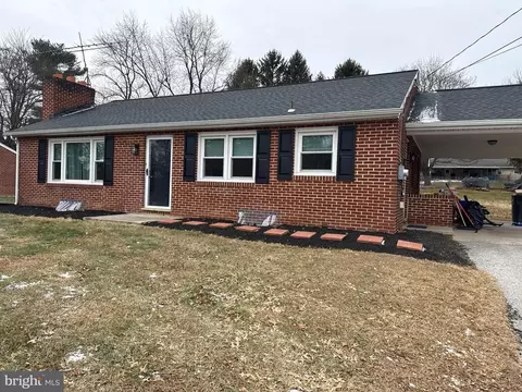1912 Hilton Ave, Dover, PA 17315