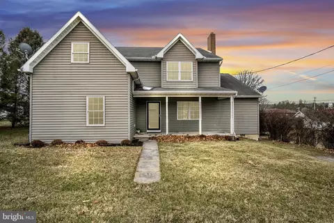 360 N Main St, Spring Grove, PA 17362