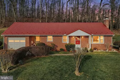 1365 Burkholder Rd, Red Lion, PA 17356