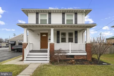 912 York St, Hanover, PA 17331