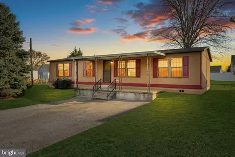 2818 Oakland Rd, Dover, PA 17315