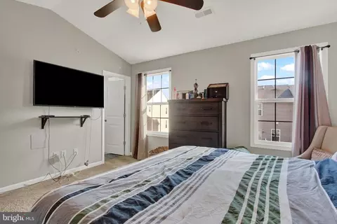 Bedroom - 30 Brookside Ave, Hanover, PA 17331 photo 2 of 4