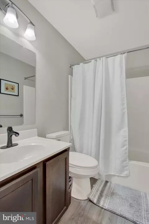 Bath - 30 Brookside Ave, Hanover, PA 17331 photo 1 of 1