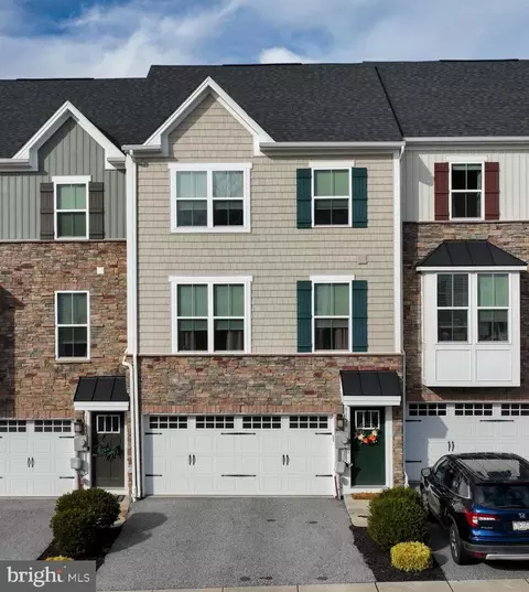 1150 Rosecroft Ln, York, PA 17403
