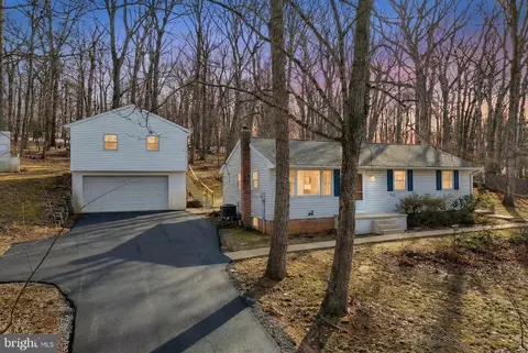 741 Aldinger Dr, Dallastown, PA 17313