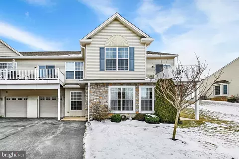 1008 Crestview Ln #1008, Stewartstown, PA 17363