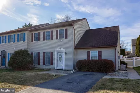 169 Jonathan Way N, Red Lion, PA 17356