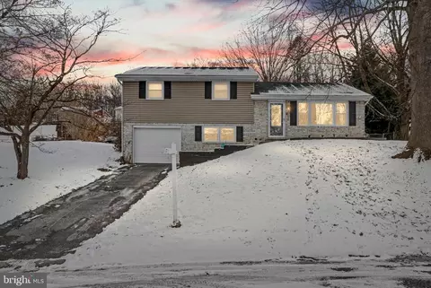 506 Norman Rd, York, PA 17406