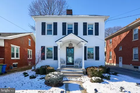 1870 N Susquehanna Trl, York, PA 17404