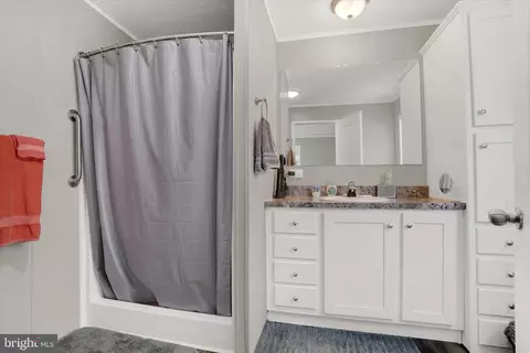 239 Chesapeake Est, Thomasville, PA 17364 photo 13