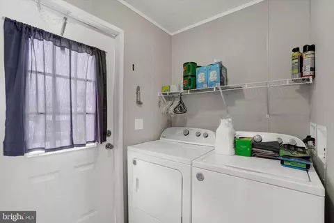 239 Chesapeake Est, Thomasville, PA 17364 photo 10