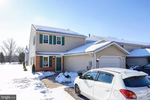 3648 Pleasant Valley Rd #24, York, PA 17406