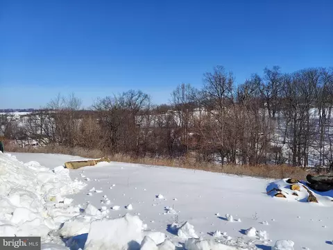 238 Sunset Cir, Red Lion, PA 17356