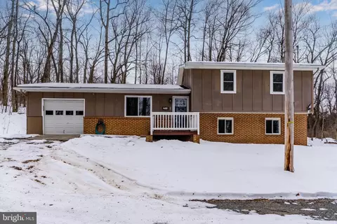 214 W W Rdg, Dillsburg, PA 17019