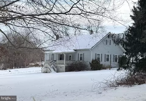 18 Booker Rd, Delta, PA 17314