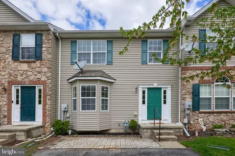462 Madison Dr, Shrewsbury, PA 17361
