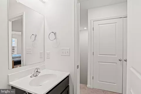 Entry Way - 270 Holstein Dr, Hanover, PA 17331 photo 4 of 6