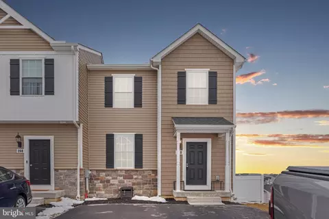 270 Holstein Dr, Hanover, PA 17331
