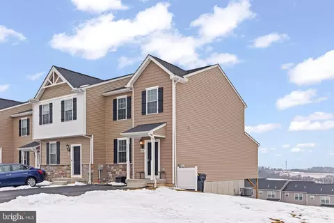 Exterior - 270 Holstein Dr, Hanover, PA 17331 photo 2 of 5