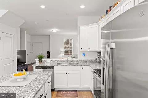 Kitchen - 270 Holstein Dr, Hanover, PA 17331 photo 3 of 3