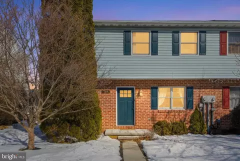 794 Barrett St, Hanover, PA 17331