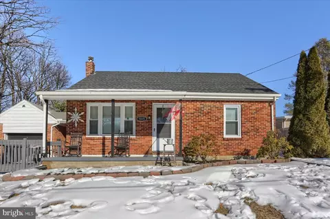 1015 Trinity Rd, York, PA 17408