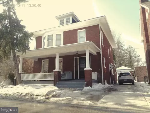 38 S Hartley St, York, PA 17401