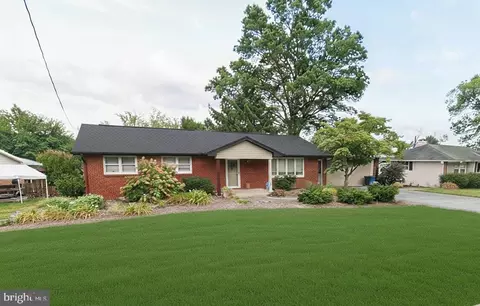 295 Rhonda Dr, York, PA 17408