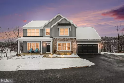 57 Chateau Cir, Wrightsville, PA 17368