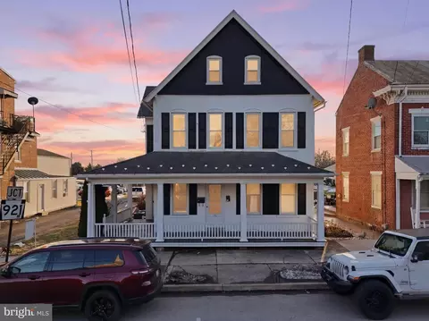 70 N Main St, Dover, PA 17315