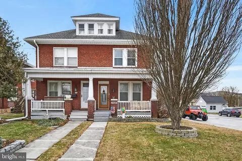725 Hellam St, Wrightsville, PA 17368