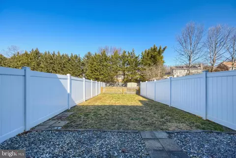 Exterior - 712 Spencer Dr, Hanover, PA 17331 photo 3 of 3