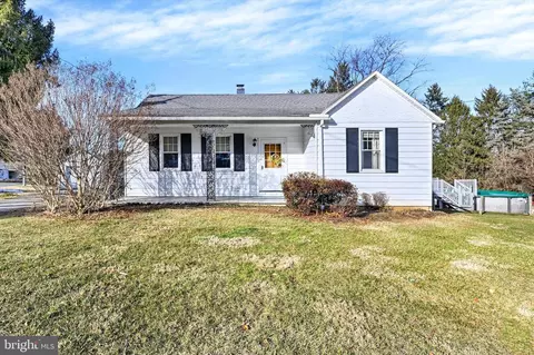 3049 E Prospect Rd, York, PA 17402