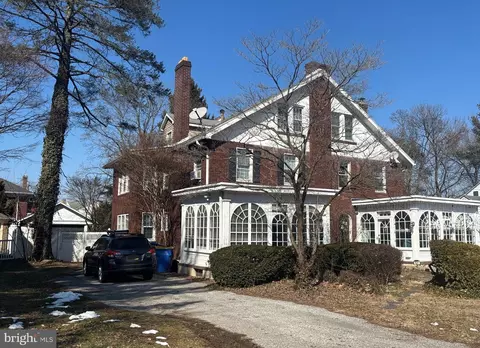 523 Country Club Rd, York, PA 17403