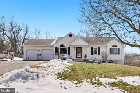 143 Cold Stream Trl, Felton, PA 17322