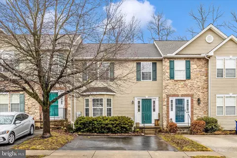 424 Madison Dr, Shrewsbury, PA 17361