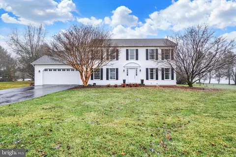 8 Morgan Dr, Shrewsbury, PA 17361