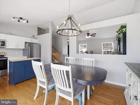 Dining - 1678 Beech Ln, Hanover, PA 17331 photo 2 of 2