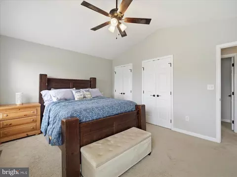 Bedroom - 1678 Beech Ln, Hanover, PA 17331 photo 3 of 6