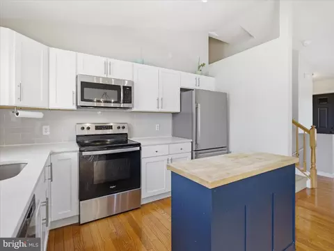 Kitchen - 1678 Beech Ln, Hanover, PA 17331 photo 1 of 2