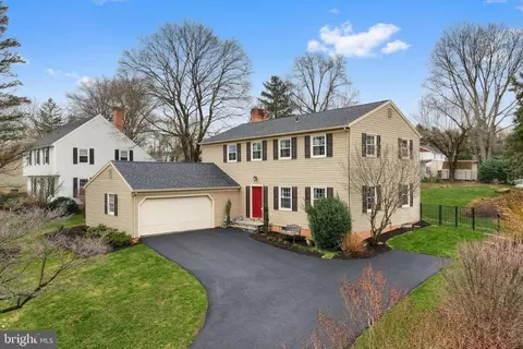 4140 Woodlyn Ter, York, PA 17402