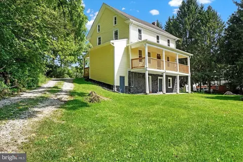 4025 Cherry Run Rd, Glen Rock, PA 17327