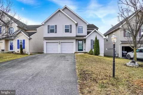Exterior - 590 Thomas Armor Dr, Windsor, PA 17366 photo 5 of 6