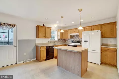Kitchen - 590 Thomas Armor Dr, Windsor, PA 17366 photo 3 of 3