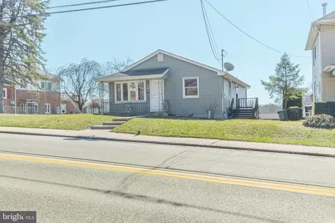 282 E Broadway, Red Lion, PA 17356