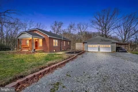 5375 N George Extension St, Manchester, PA 17345