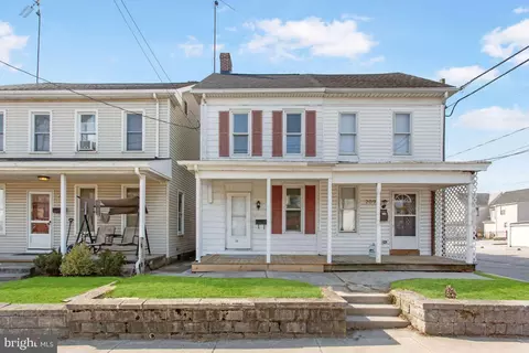 211 Fulton St, Hanover, PA 17331