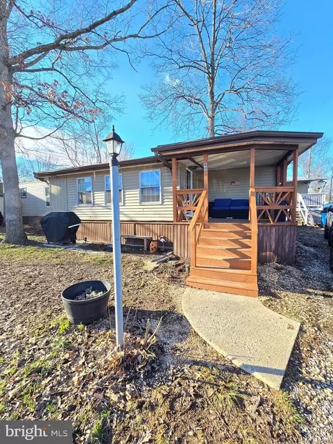 612 Range End Rd #44, Dillsburg, PA 17019